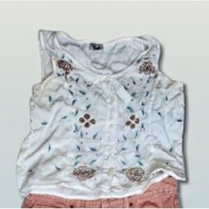 Magic Women's Floral Embroidered Top - White